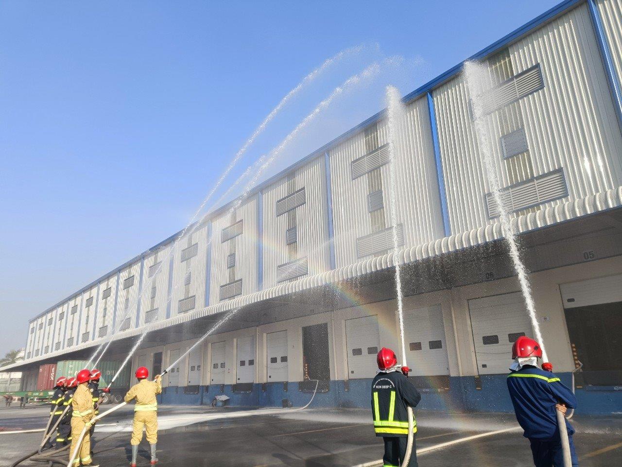 MVG DINH VU PERFORM THE 2022 FIRE FIGHTING DRILL 